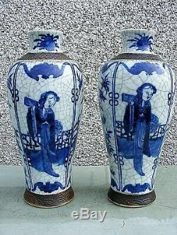 Antique Paire De Crackle Chinois Wear Vases Bleu Et Blanc Grand Signed