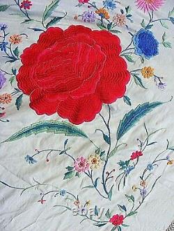 Antique Piano Châle Heavy Brodé Silk Grande Rose Famille Chinoise