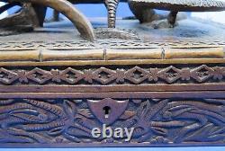 Boîte à dragons chinois en bois du XIXe siècle, antiquité orientale de grande taille