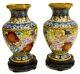 Exceptionnelle Paire De Très Grande Taille Vintage Colorés Cloisonnée Vases Avec Des Stands