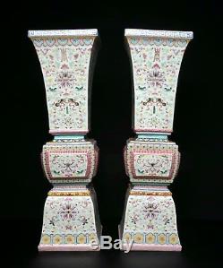 Fine Et Très Grande Paire De Vases Gu Chinois D'époque République