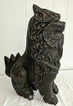 Grand 17 1/4 Antique Sculpté À La Main En Bois Massif Foo Dog Sculpture Asiatique Chinois