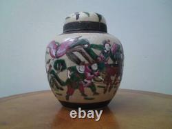 Grand Antique Chinese Crackle Glaçure Jar Pot Guerrier Peint Horse Scène De Bataille
