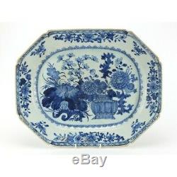 Grand Antique Chinois Qianlong Porcelaine Bleue Et Blanche Viande Platter Circa 1770