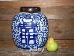 Grand Antique Et Bleu Chinois En Porcelaine Blanche Bonheur Ginger Jar Poterie Vase