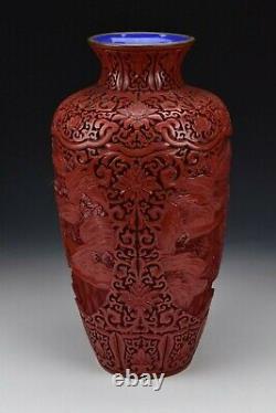 Grand Chinois Cinnabar Laque Vase Avec Scenic République Vues Période