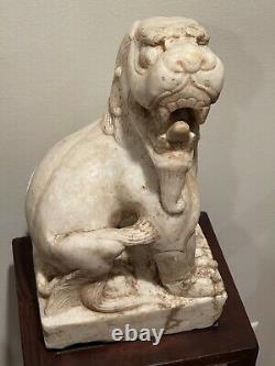 Grand Lion De Marbre De Dynastie Ming Extrêmement Rare