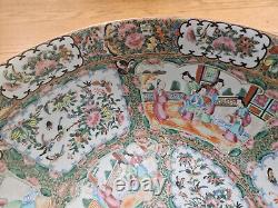 Grand bol à punch en porcelaine chinoise antique de 1920, de style Rose Medallion