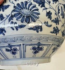 Grand bol en porcelaine antique chinoise. Dia 14 pouces