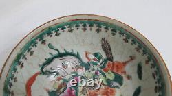 Grand bol en porcelaine chinoise ancienne à glaçure craquelée Famille Rose 8