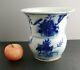 Grand Pot En Porcelaine Chinoise Zhadou Bleue Et Blanche Antique De 20 Cm De Hauteur