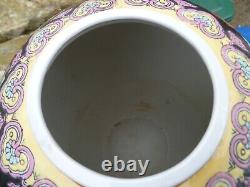 Grand pot en porcelaine noire avec couvercle 12.5