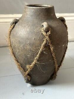 Grand vase/pot chinois antique de la dynastie Qing, très unique et lourd.