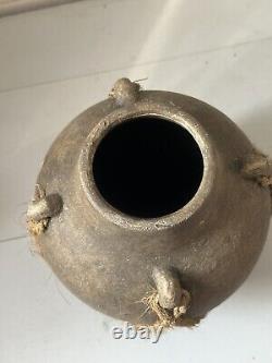 Grand vase/pot chinois antique de la dynastie Qing, très unique et lourd.