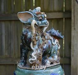Grande Céramique Chinoise Antique / Pottery Roof Tile Foo Dog Lion
