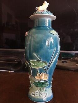 Grande Fin 19ème C. Antique Chinese Porcelain Vase Signé