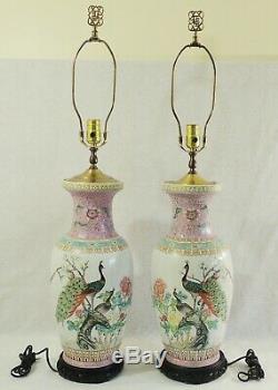 Grande Paire Antique / Vtg Asiatique Chinois 35 Famille Rose Vase Paon Lampes De Table