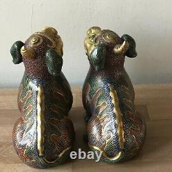 Grande Paire Vintage Chinese Cloisonne Foo Dogs Ou Mythical Beasts
