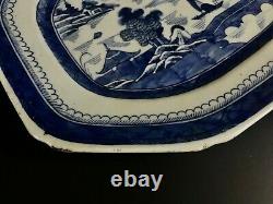 Grande Plaque De Porcelaine Qianlong De La Période Chinoise Export Blue & White Octagon