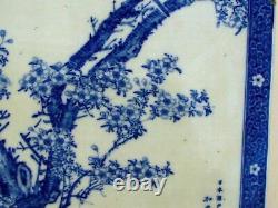 Grande Tuile Japonaise De Plaque De Plaque De Mur De Porcelaine Du 19ème Siècle -décorée À La Main Et Signée