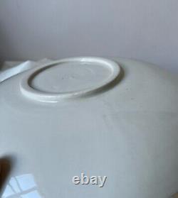 Grande assiette en porcelaine chinoise ancienne. Dingyao de la dynastie Song