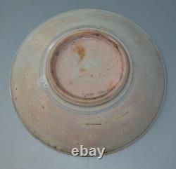 Grande assiette en porcelaine chinoise provinciale antique de la dynastie Ming vers le XVIIe siècle