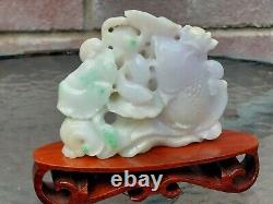 Grande sculpture en jade chinois avec support