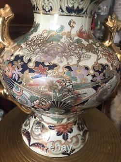 Grands vases chinois anciens et présentoir en bois de 64 cm, y compris le support
