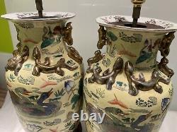 Paire De Grandes Lampes De Table Chinoises Antiques De Chinoiserie De Cru