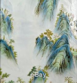 Paire De Grandes Peintures Chinoises Représentant Une Plaque Murale À Suspendre En Porcelaine