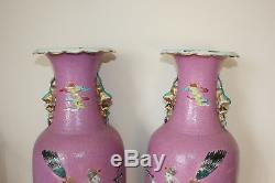 Paire De Grands Vases En Porcelaine De Chine D'époque 18ème / 19ème Siècle