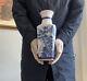 Pot/vase/bouteille à Vin En Porcelaine Chinoise à Glaçure Bleue Antique. Grande Taille 30cm De Haut.
