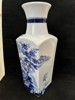 Pot/vase/bouteille à vin en porcelaine chinoise à glaçure bleue antique. GRANDE TAILLE 30CM DE HAUT.