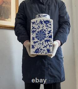 Pot/vase/bouteille en porcelaine bleue émaillée chinoise antique. GRANDE TAILLE DE 35CM DE HAUT.