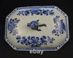 Rare Chine Exportation Bleu et Blanc Qianlong - Très grande soupière (1736-95) 14