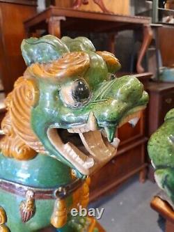 Statues de chiens Foo chinois antiques de grande taille