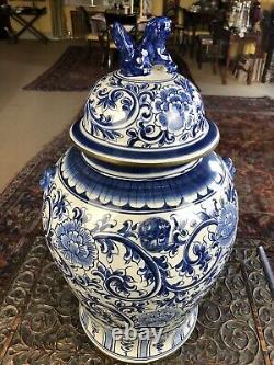 Très Grand Pot De Temple En Porcelaine Chinoise Bleu/blanc