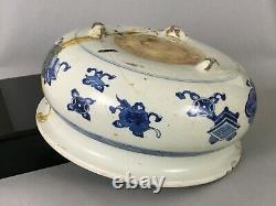 Un Grand Kangxi Chinois Période (1662-1722) Bleu Et Blanc Brûleur D'encens Censeur