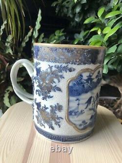Un Rare Chinois Qianlong Période D'exportation En Porcelaine Bleu Et Blanc Gilt Grande Tasse