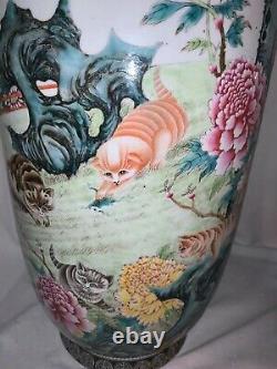 Une Paire D'encre Antique Chinoise Et De Porcelaine De Couleur Émail Vases H 52cm