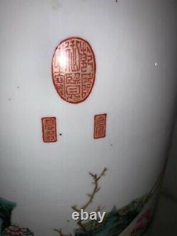 Une Paire D'encre Antique Chinoise Et De Porcelaine De Couleur Émail Vases H 52cm
