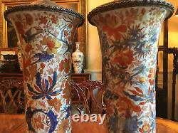 Une Paire Grande Et Rare Kangxi Imari Porcelaine Gu Vase Lampes, Foré