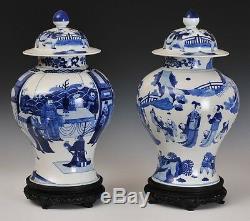 Une Paire Grandes Et Rares Chinois Kangxi Des Qing Style Bleu Et Blanc Temple Jars