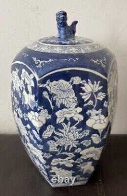 Vase De Balustre Bleu Chinois Et Blanc Avec Lime 33cm