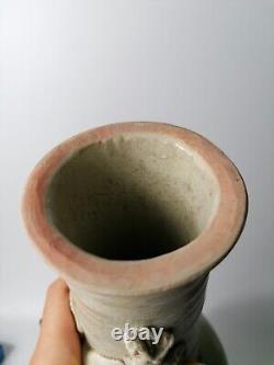 Vase hunping blanc de grande taille de la dynastie Song chinoise du Xe siècle