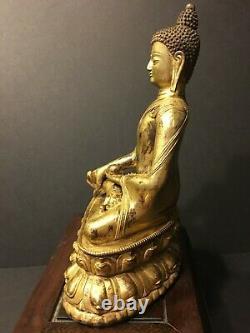 Vieux Grand Chinois Gilt Bronze Médecine Bouddha, 9 1/2 H, 18ème/19ème Siècle