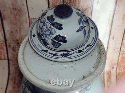 Vintage 19 Large Blue & Blanc Chinois Jar Ginger Avec LID